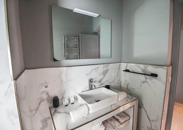 Boutique Valadier 4* Rome